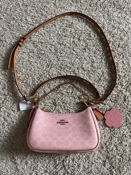 Coach Teri Shoulder Bag In Signature Canvas With Charms. Powder pink/ Gold - Picture 8 of 9